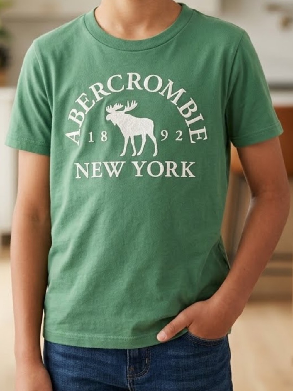 Classic Abercrombie kids boys Green Tee with Embroidered White Moose Logo Y2K